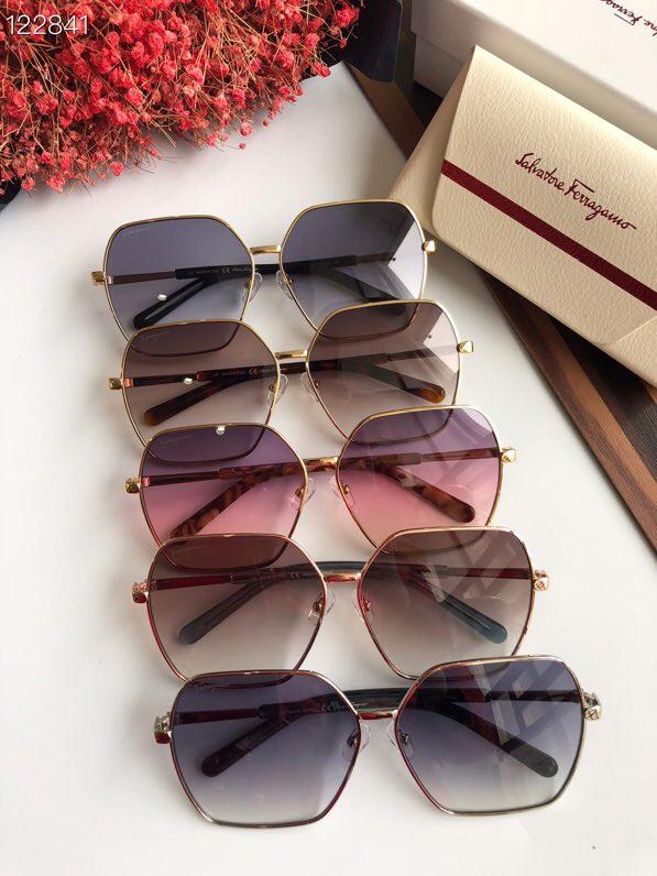 Ferragamo菲拉格慕 2019新款 女款太陽鏡 SF901   lly1345
